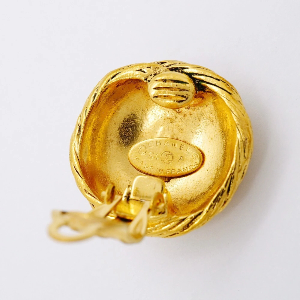 CHANEL Gold Logo Earrings - Picture 4 of 6